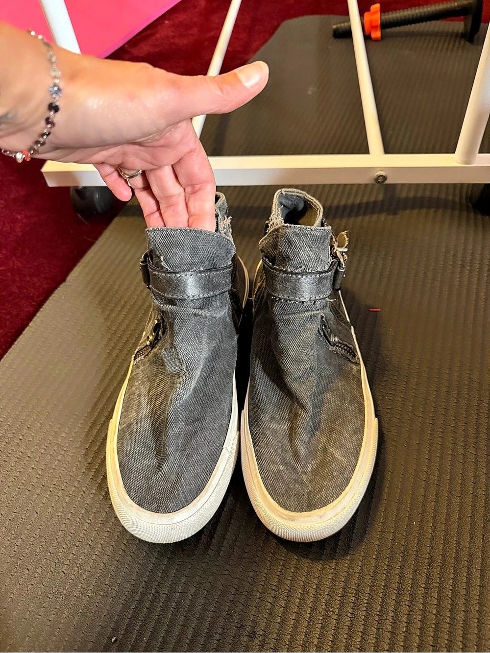 Blowfish Malibu Gray Canvas High Top Sneakers Zipper Buckle Distressed Size 8.5